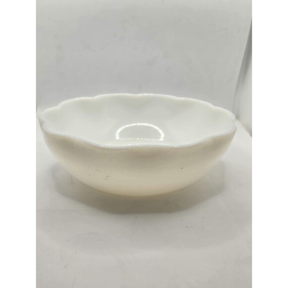Milk Glass Large Scalloped Bowl 7.25" Pebbled Texture - Picture 4 of 9